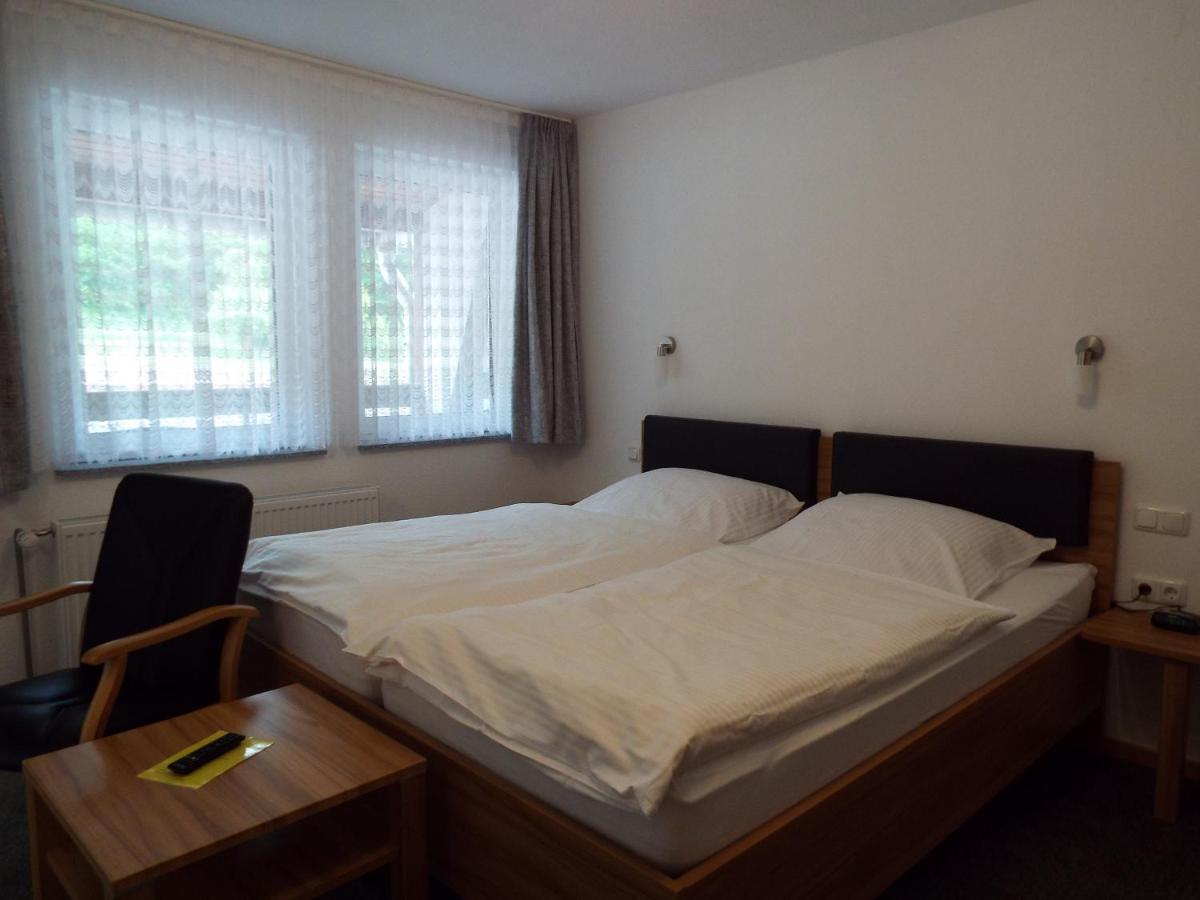Hotel Garni Zum Reinhardswald Gewissenruh Экстерьер фото