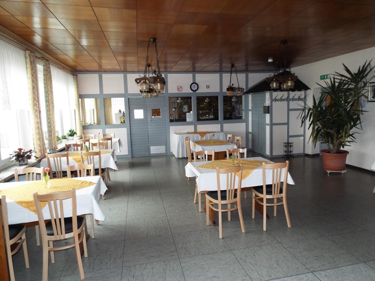 Hotel Garni Zum Reinhardswald Gewissenruh Экстерьер фото